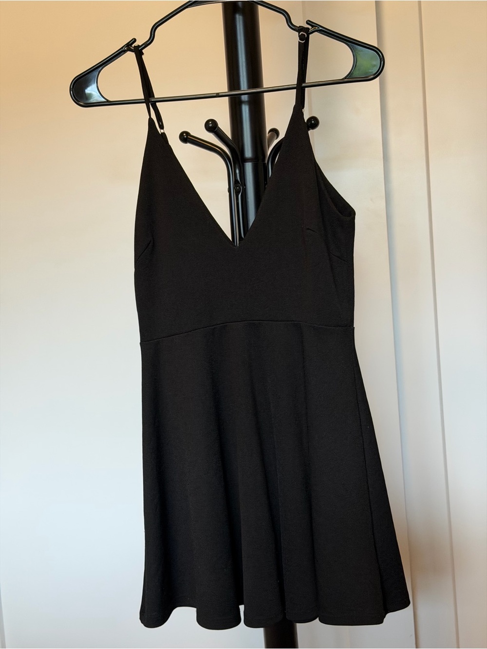 Tobi Black V-Neck Spaghetti Strap Mini Dress